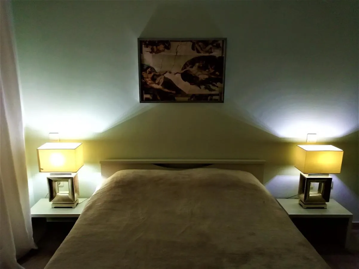 Tzikas Apartments Salonicco Grecia