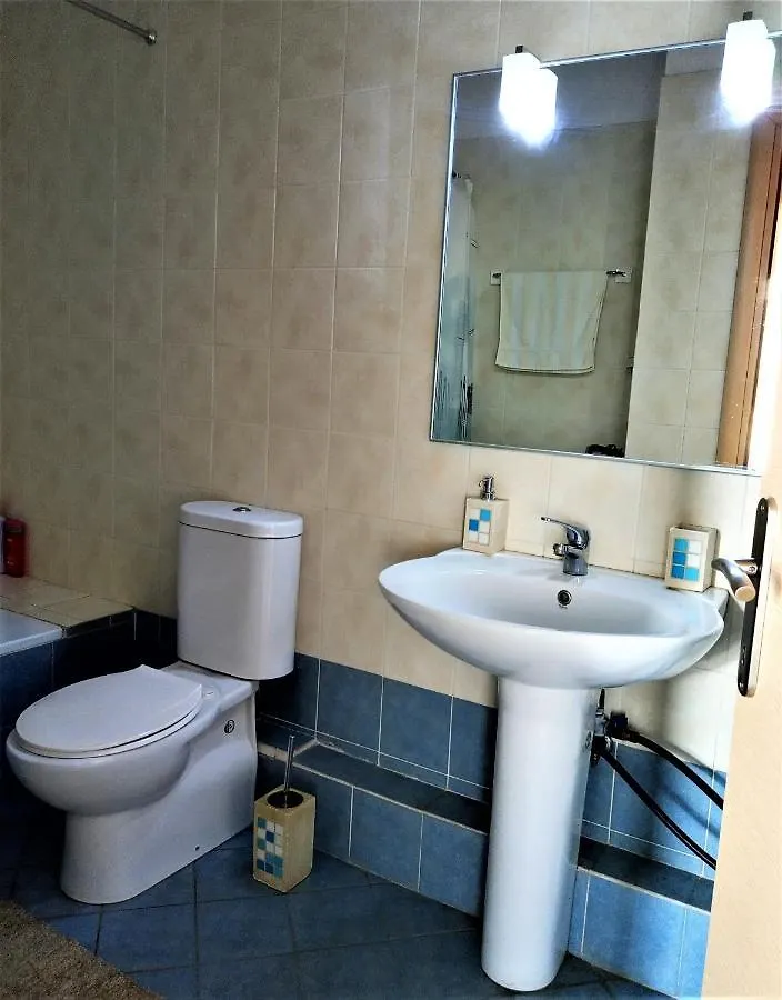 Tzikas Apartments Salonicco