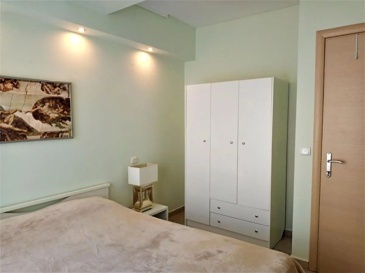 Tzikas Apartments Salonicco