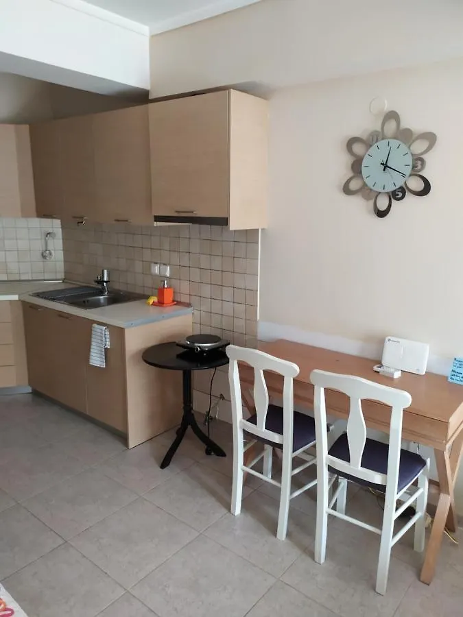 Tzikas Apartments Salonicco