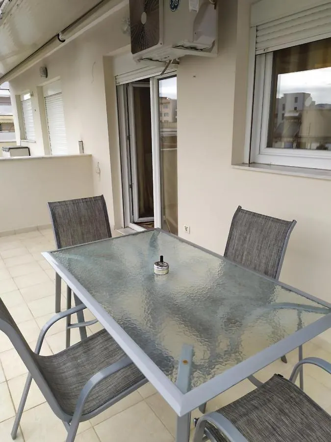 Tzikas Apartments Salonicco